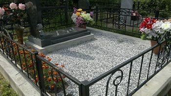 Место на кладбище